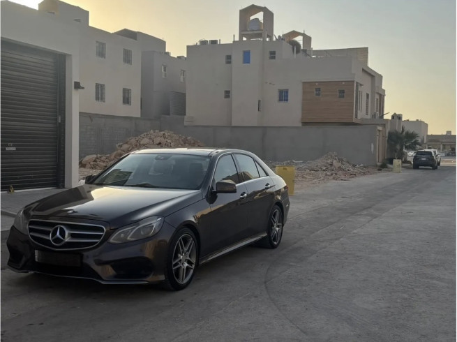مرسيدس E300