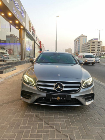 مرسيدس E300