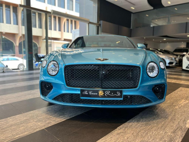 بنتلي GT